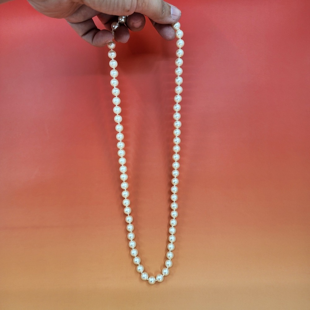 Cream Faux Pearl Necklace Graduated Strand Gold Tone Clasp Japan Vintage Glam